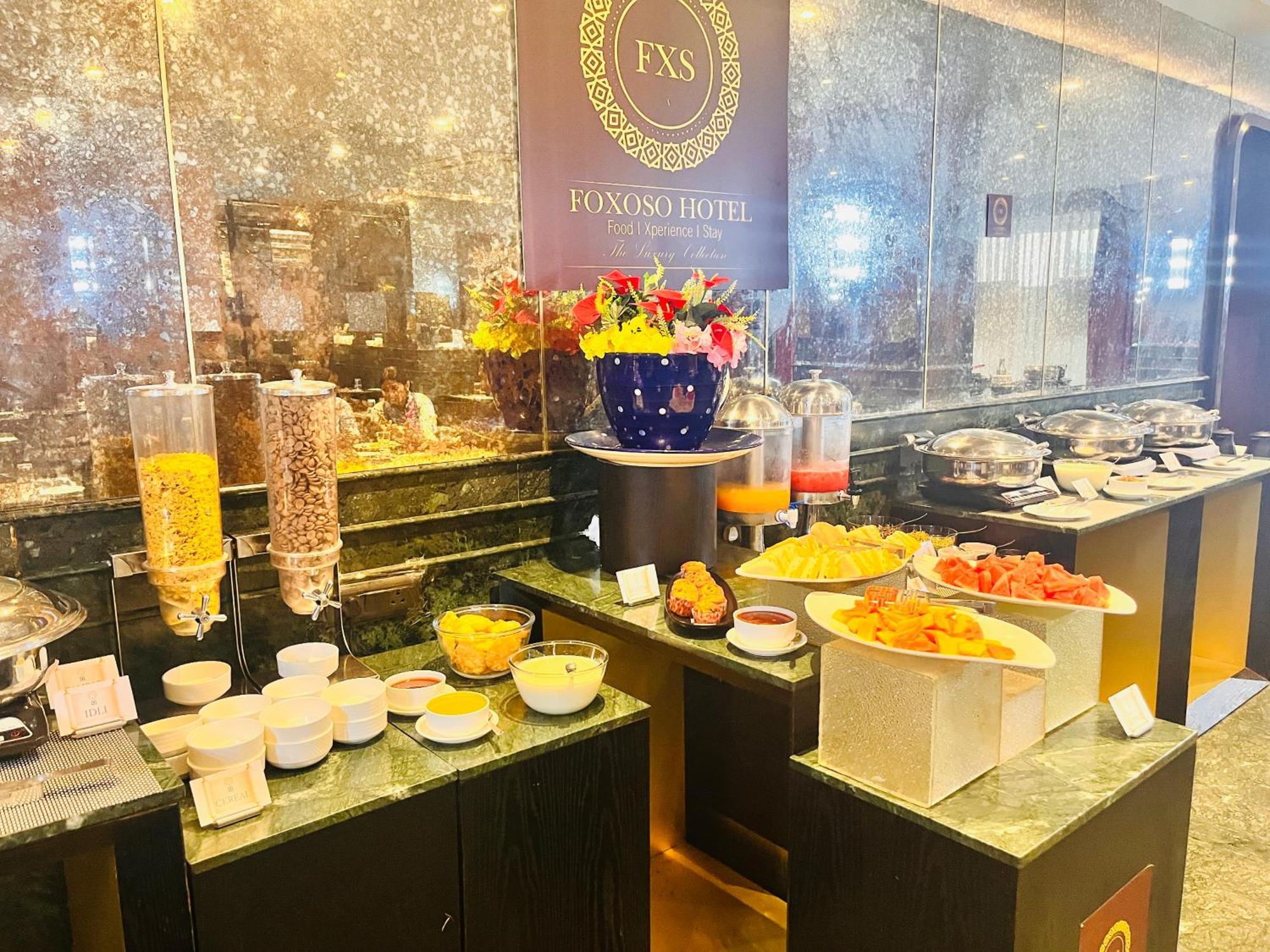 Foxoso Hotel Delhi Airport New Delhi Buitenkant foto